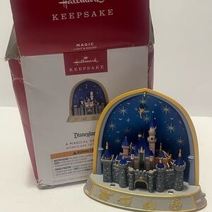 Hallmark Keepsake Disney Christmas Ornament 2025, Disneyland 70th